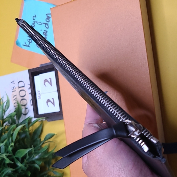 NEW UNUSED LOUIS VUITTON LV BLACK EPI LEATHER FELICIE ZIP INSERT SILVER HARDWARE - Picture 5 of 13